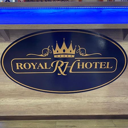 Royal Hotel Cserkeszolo Exterior photo